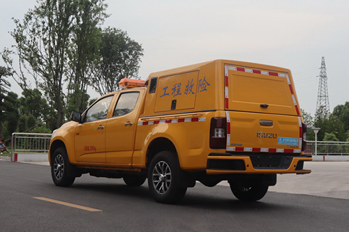 五十鈴皮卡救險(xiǎn)車